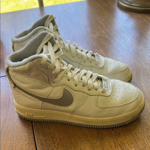 Nike Air Force 1 Sneakers - Picture 3 of 11